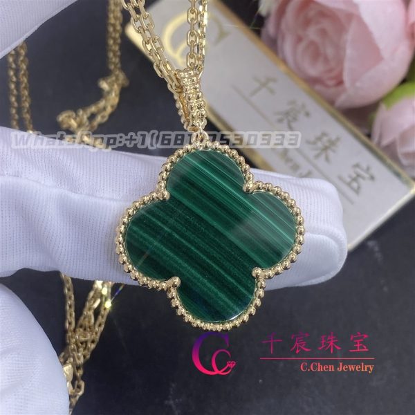 Van Cleef & Arpels Magic Alhambra Long Necklace Yellow Gold, Malachite VCARO3MG00