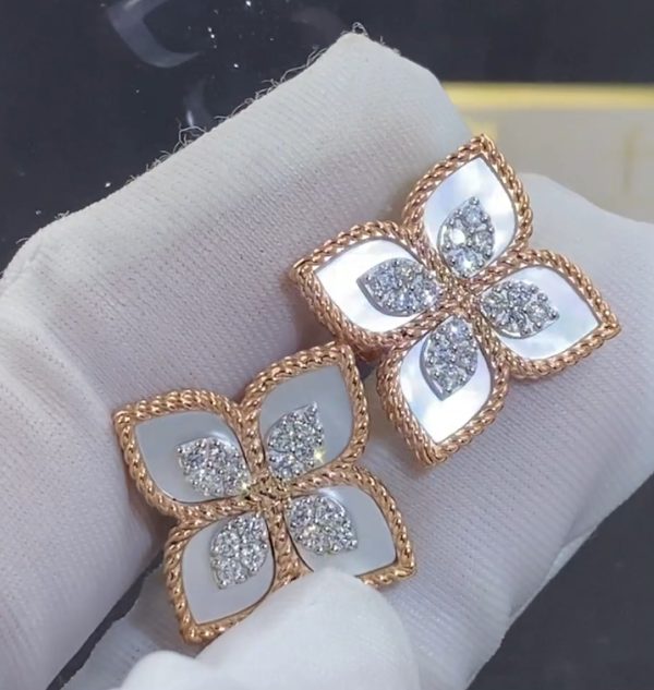 Roberto Coin Princess Flower Earrings With Diamonds And Mother Of Pearl 18K Rose Gold –ADV888EA1837_02