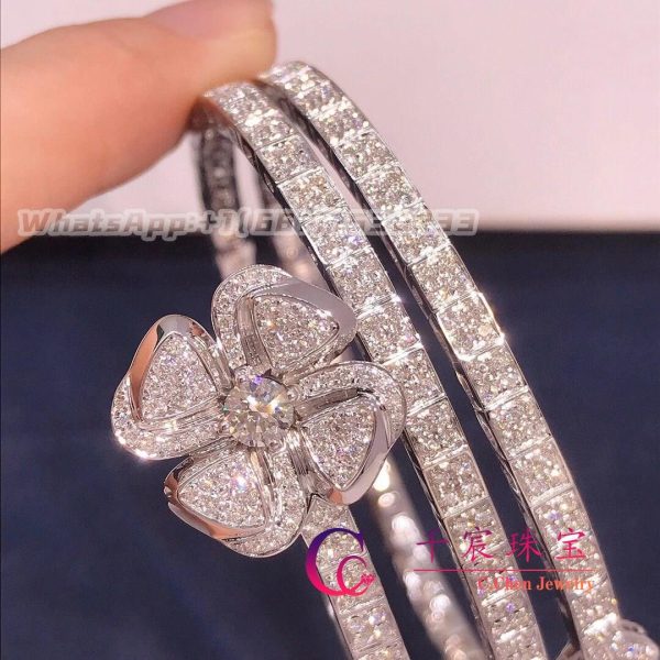 Bulgari Fiorever Bracelet White Gold Set With A Central Diamond And Pavé Diamonds BR858205