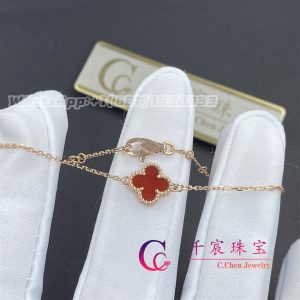 Van Cleef & Arpels Sweet Alhambra Bracelet Rose Gold Carnelian VCARN59K00