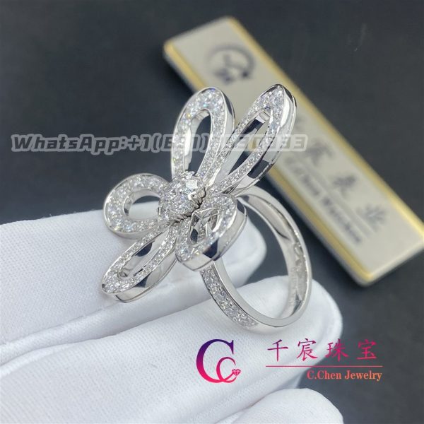 Van Cleef & Arpels Flowerlace ring Diamond and White gold VCARP05300