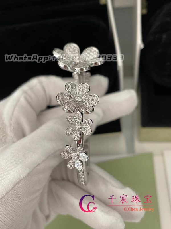 Van Cleef & Arpels Frivole bracelet, 7 flowers, medium model 18K white gold, Diamond VCARPDYB00